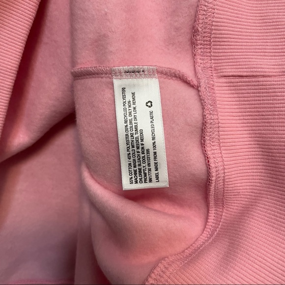 Wild Fable Pink/Red Heart Sweatshirt Unisex NWT - Picture 5 of 7